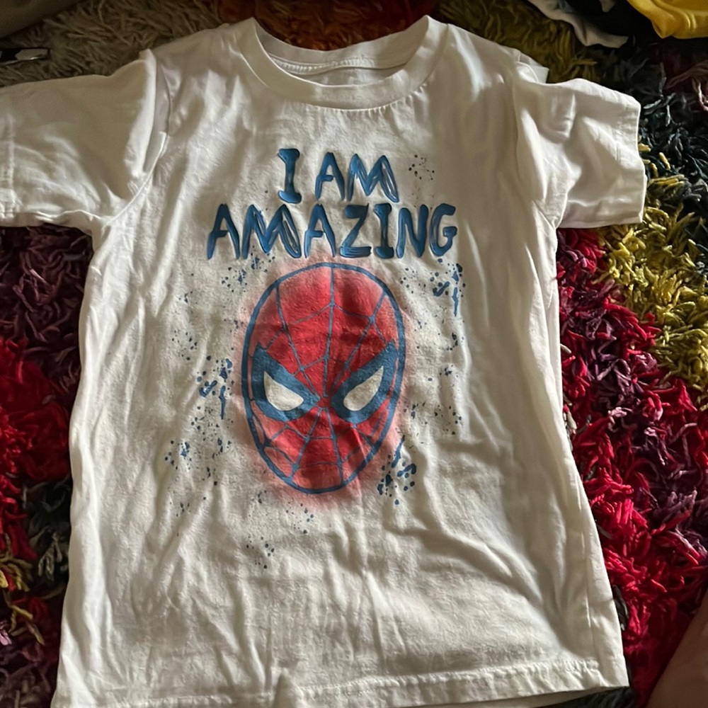 Spider man shirt size 7 Marvel